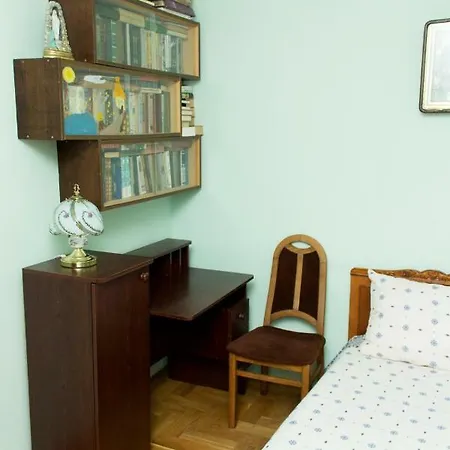 Lux Hostel In Lviv Oda ve Kahvaltı