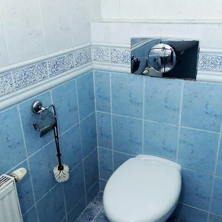 Oda ve Kahvaltı Lux Hostel In Lviv *