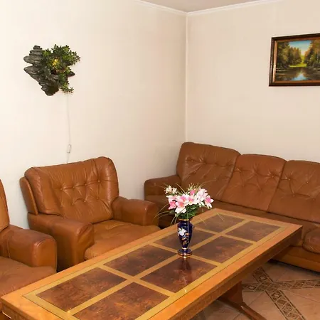 Lux Hostel In Lviv Oda ve Kahvaltı